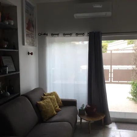 Studio En Provence Avec Piscine Graveson Exterior foto